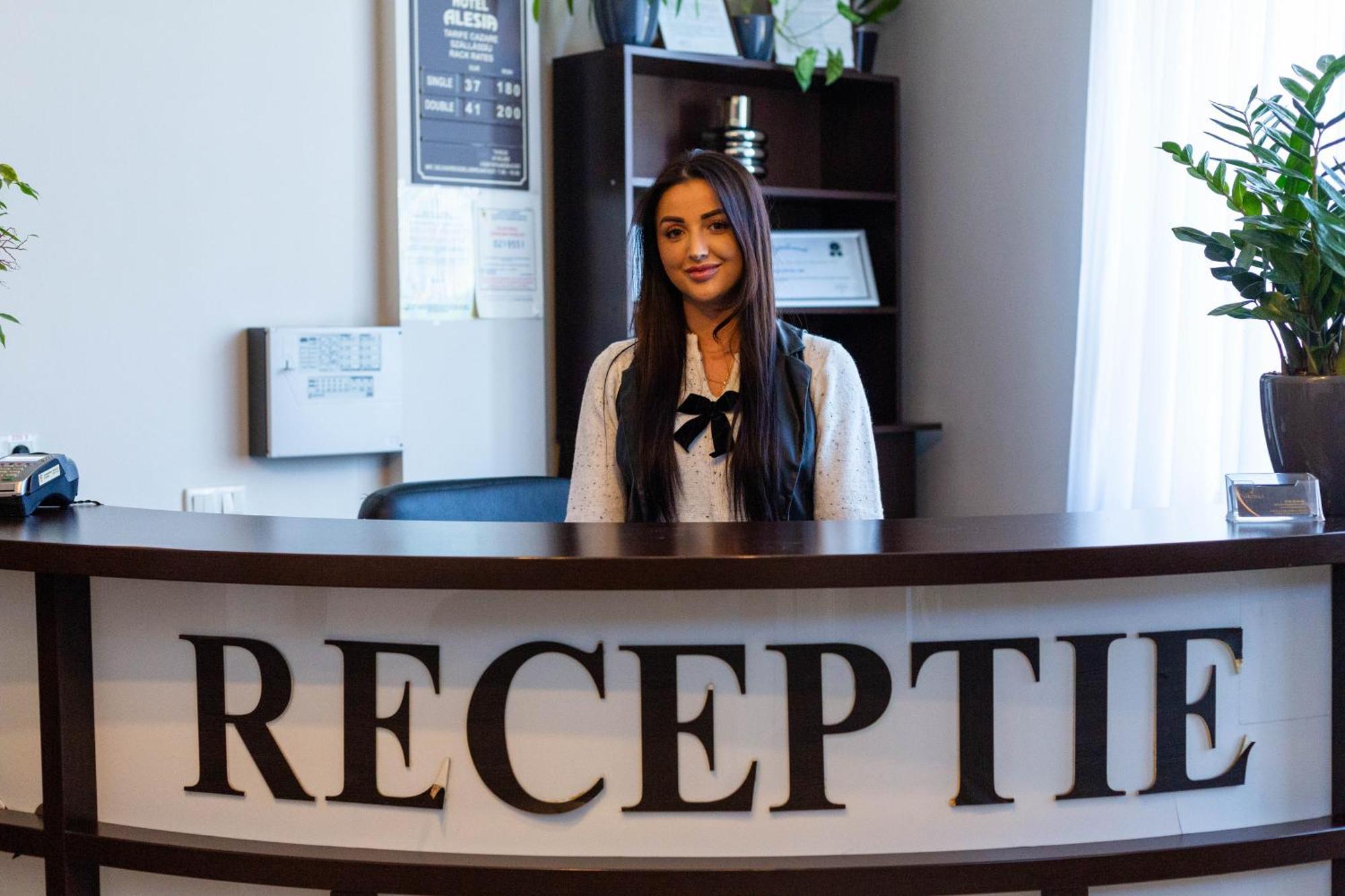Hotel Restaurant Alesia Corunca Eksteriør bilde